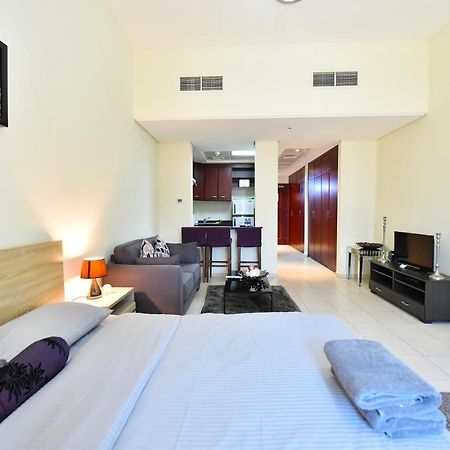 Luxury Escapes - Spacious Fully Furnished Studio Apt - Next To Metro, 5 Mins From Mall - Med46 Дубай Екстер'єр фото