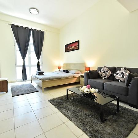 Luxury Escapes - Spacious Fully Furnished Studio Apt - Next To Metro, 5 Mins From Mall - Med46 Дубай Екстер'єр фото