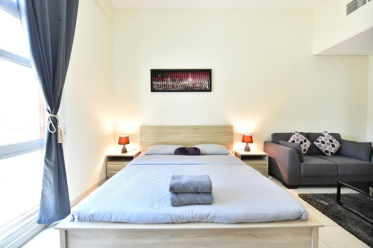Luxury Escapes - Spacious Fully Furnished Studio Apt - Next To Metro, 5 Mins From Mall - Med46 Дубай Екстер'єр фото